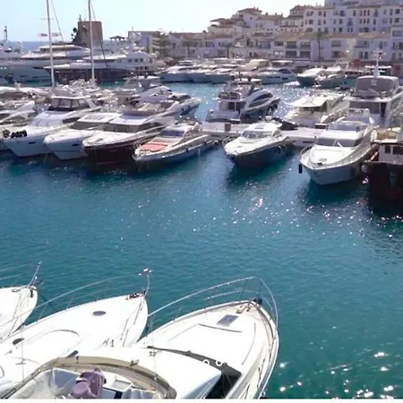 Center Puerto Banus *