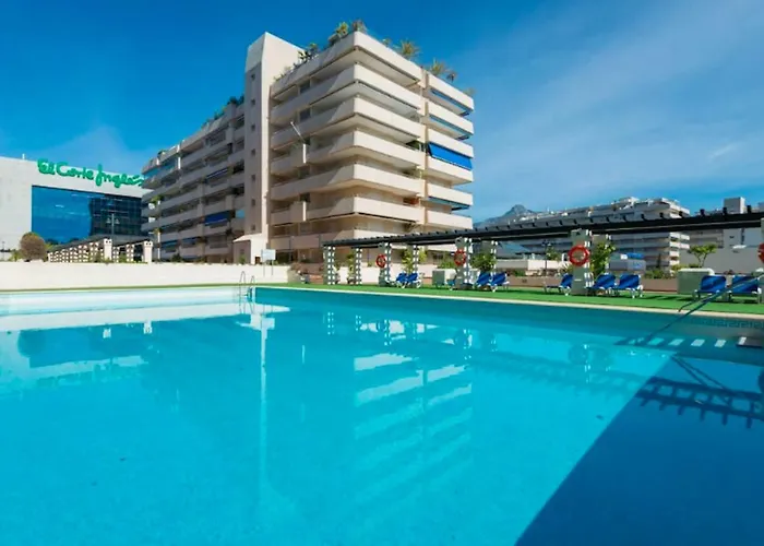 Center Puerto Banus * Marbella