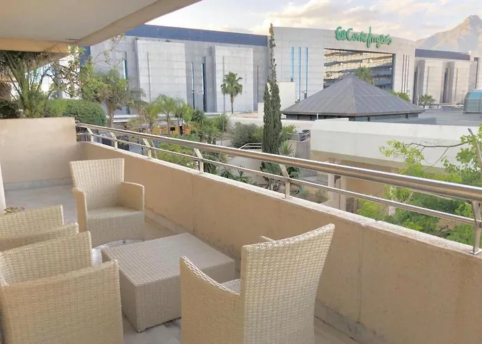 Apartament Center Puerto Banus *